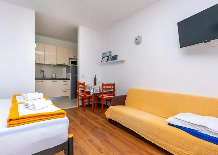 Ivo Appartement Pisak